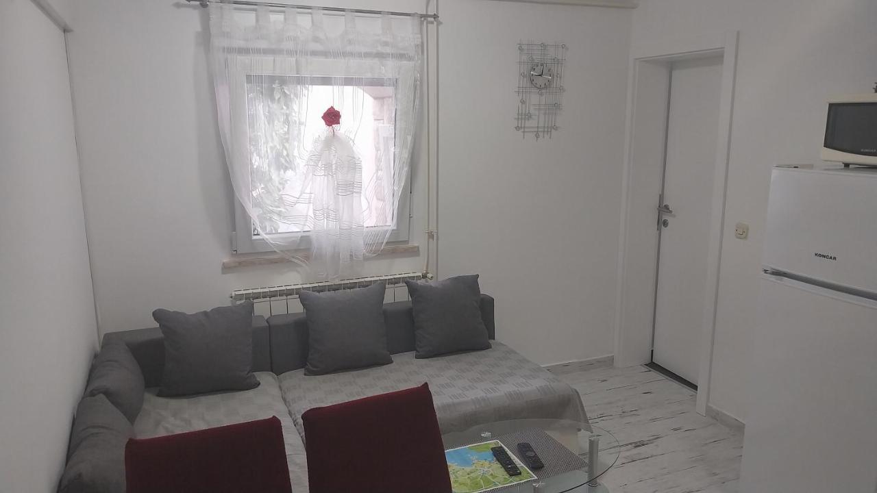 Jan 2 Apartment Pula Exterior foto